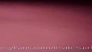 hot babe sucks dick like a pro
