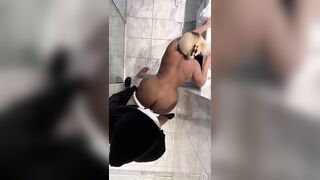 Nevvy Cakes Ceiling Challenge