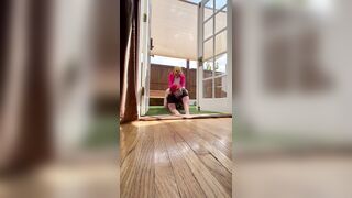 she cheating on Ronald