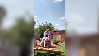 she cheating on Ronald