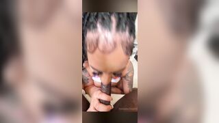 pizza delivery man gets some pussy for gratuity