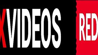 she throwing that big ass back